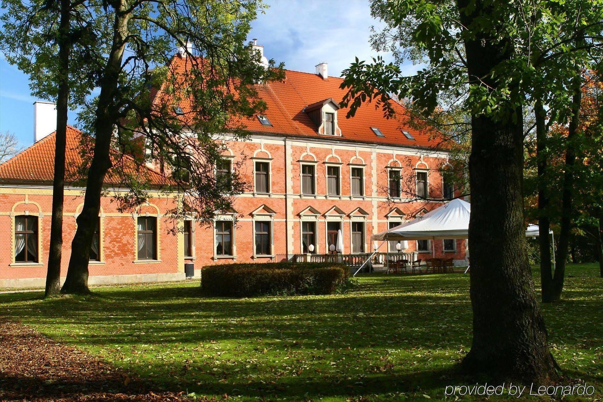 Leźno Palace Exterior foto